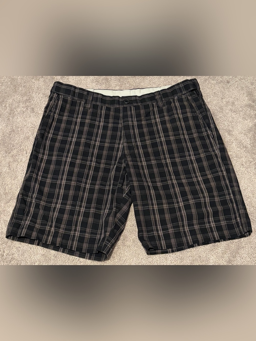 Lee Men’s Black Plaid Shorts Size 36 Measured 36x10
